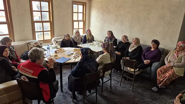 Kurt Köyünde Kadın Çiftçilere Yönelik Eğitim Düzenlendi