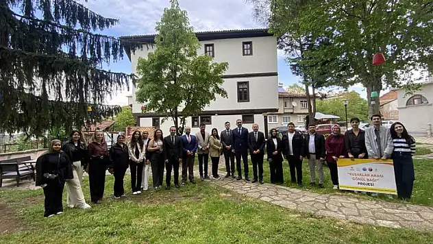 'Kuşaklar Arası Gönül Bağı' Projesinin Kapanış Toplantısı Yapıldı