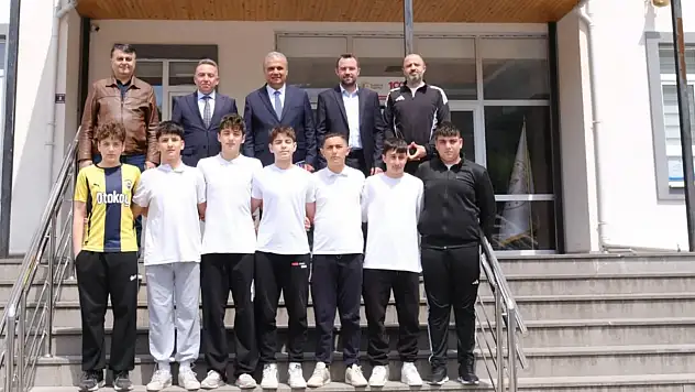 Kuşcu'dan Bozkurt'ta Şampiyon Takıma Ziyaret