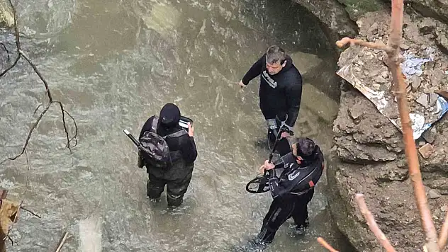 Kuyumcu Soygununda Kayıp Altınları Arama Çalışmaları Sürüyor