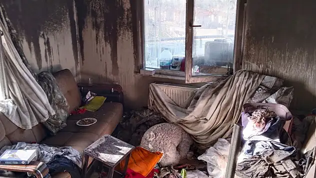 Kuzeykent'te 10 Katlı Apartmanda Çıkan Yangın Korkuttu