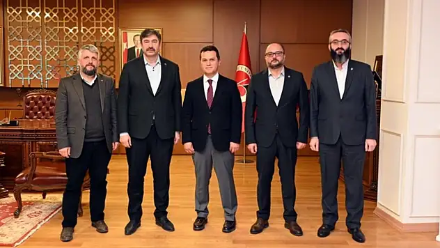 Levent Uslu'dan Rektör Topal'a Ziyaret