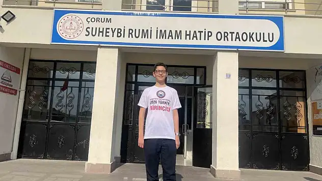 LGS'de Türkiye birincisi olan öğrenci: 'Sıkı ve dengeli bir şekilde çalışmaya özen gösterdim'