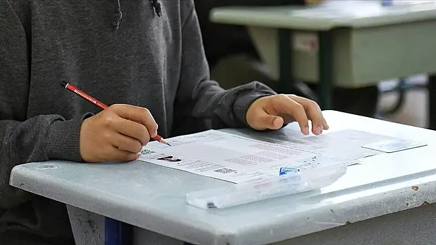 Lgs Kapsamındaki Merkezi Sınavın Soru Kitapçıkları Ve Cevap Anahtarları Yayımlandı