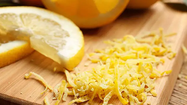 Limon Kabuklarını Sakın Atmayın! İşte 5 Şaşırtıcı Kullanım Alanı