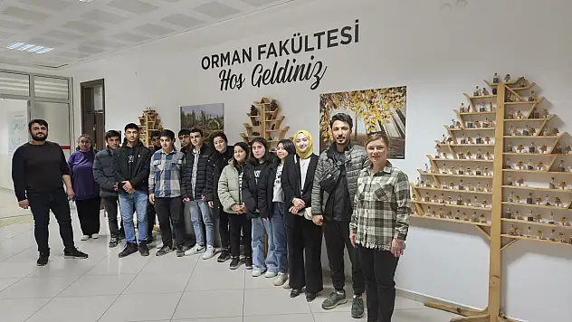 Lise Öğrencilerinden Orman Fakültesi'ne Ziyaret
