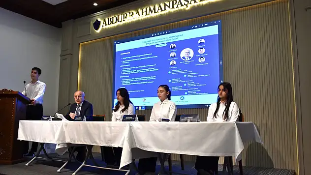 Liselerde Bilim Uygulamaları Programı Paneli Gerçekleştirildi