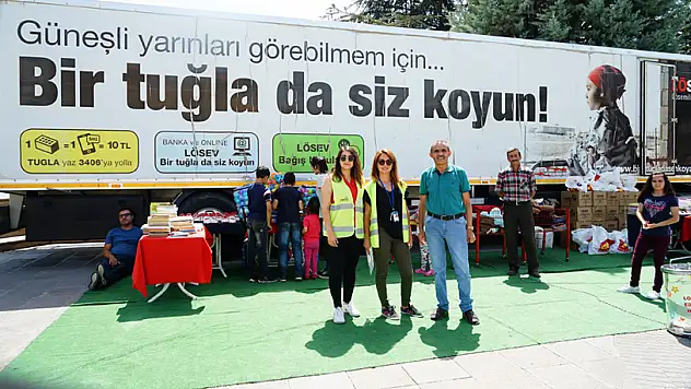 Lösemili çocukların yanındalar