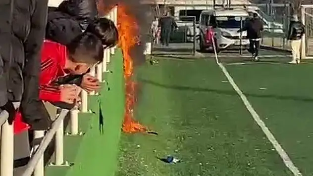 Maç Sırasında Stadyumda Çıkan Yangın Söndürüldü