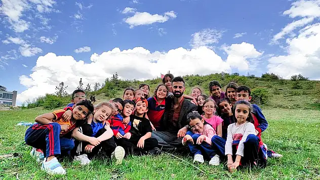 Mardin'den geldi, bir neslin umudu oldu!