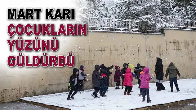 Mart Karı Çocukların Yüzünü Güldürdü