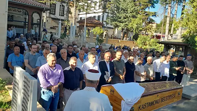 Melahat Tuzcu Defnedildi