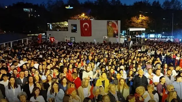 Melek Mosso Konserine Geri Sayım Başladı!