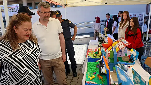 Mesleki Eğitim Fuarı'nda Proje Ve Çalışmalar Sergilendi