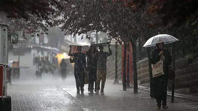Meteoroloji Bildirdi: Kastamonu İçin Sağanak Yağış Alarmı!