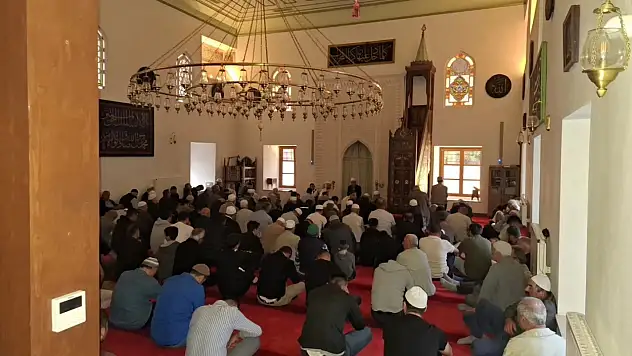 Mevlid-i Nebi Haftası'nda Sabah Namazında Buluşma