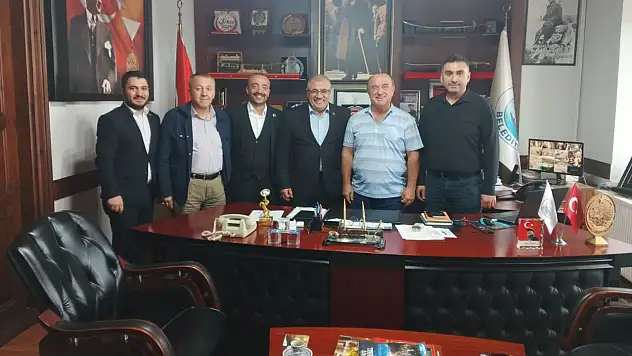 MHP İlçe Başkanlarından Başkan Uzuner'e Ziyaret