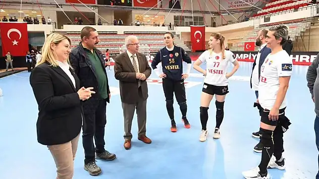 Milletvekili Ekmekci'den tebrik