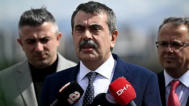 Milli Eğitim Bakanı Tekin, Öğretmenlerin Yer Değişikliğine İlişkin Açıklama Yaptı