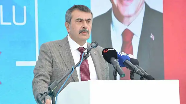 Bakan Tekin: 'Türkiye Örnek Gösterilecek Ülkeler Arasında Yer Aldı'