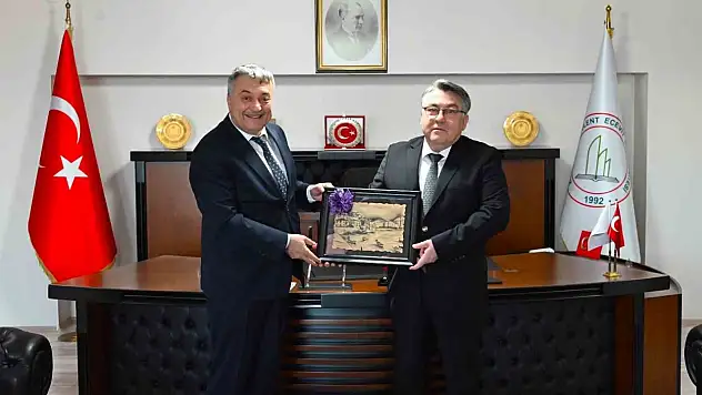 Bozkan'dan Rektör Özölçer'e iade-i ziyaret