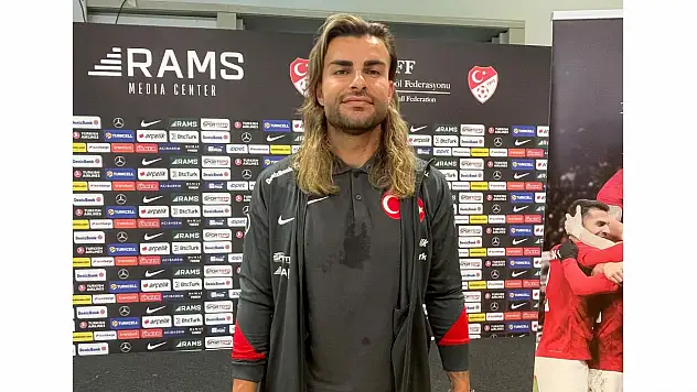 Milli Futbolcu Abdülkerim Bardakcı: 'Kimseden Çekinmiyoruz'