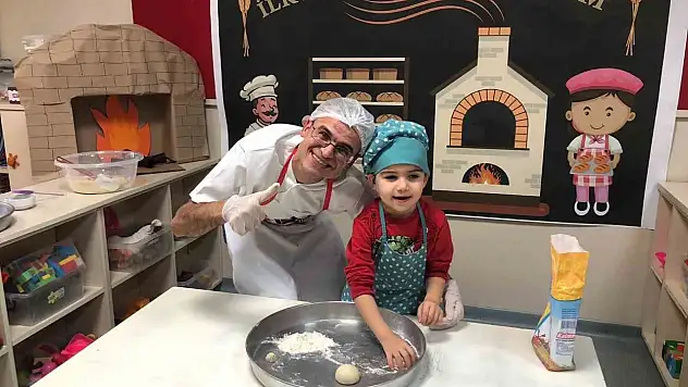 Minik Eller Hamur Yoğurdu