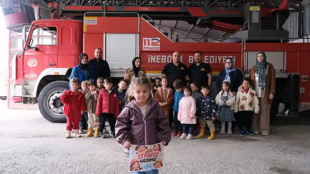 Minik Öğrenciler İnebolu İtfaiyesini Ziyaret Etti