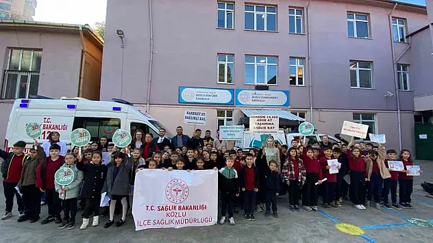Minik Öğrenciler Sağlık Elçisi Oldu
