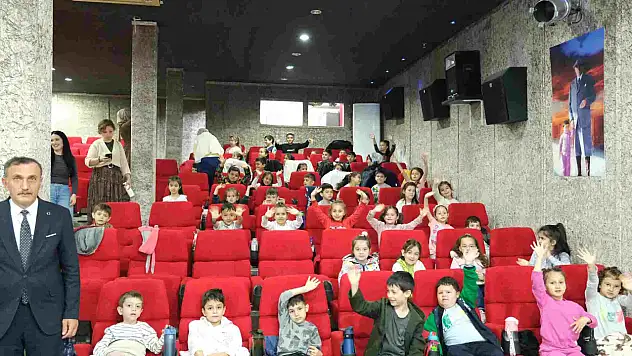 Miniklerden Sinema Etkinliğine Yoğun İlgi