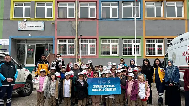 Miniklerle Sağlık Eğitimi Etkinliği Düzenledi