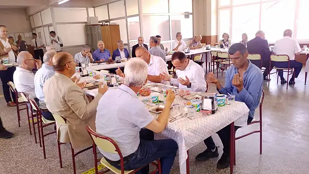 Kurban Yemeği Verildi