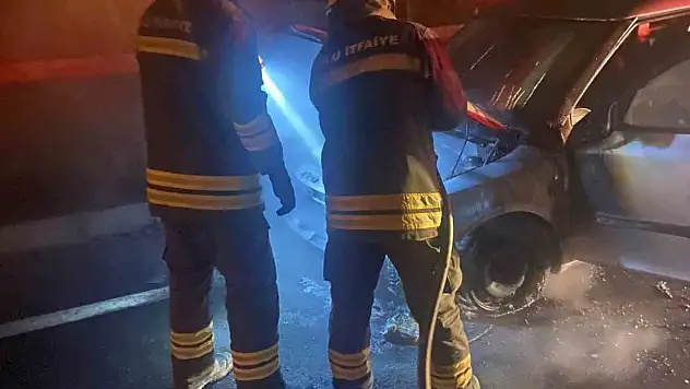 Motor Kısmından Alev Aldı, Küle Döndü