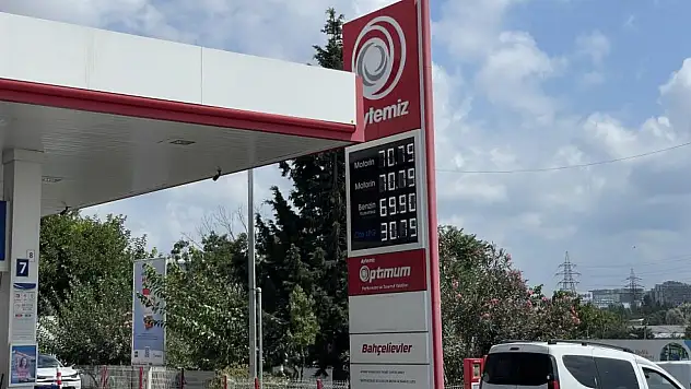 Motorinin Litre Satış Fiyatında 9 Lirayı Aşan İndirim
