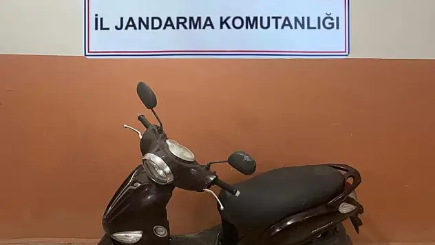 Motosiklet hırsızları yakalandı