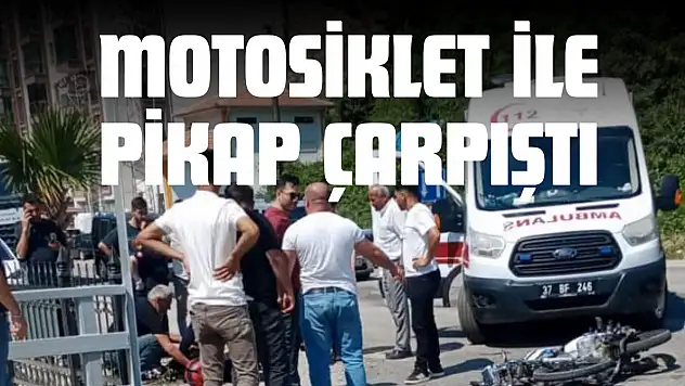 Motosiklet İle Pikap Çarpıştı