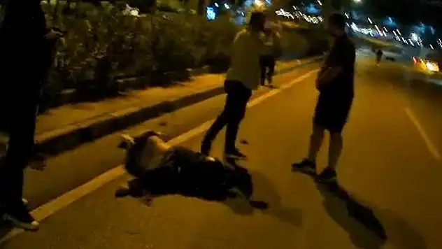Motosiklet sürücüsünün kaza anı kamerada