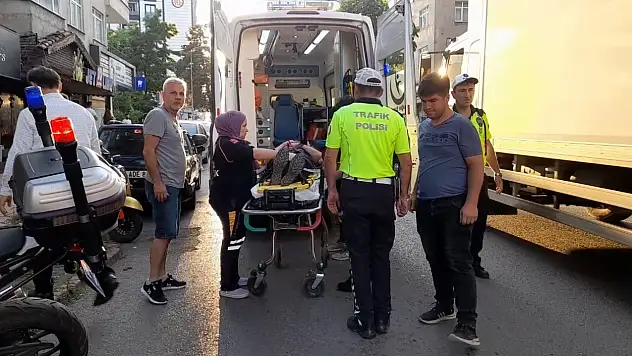 Motosiklet yayaya çarptı