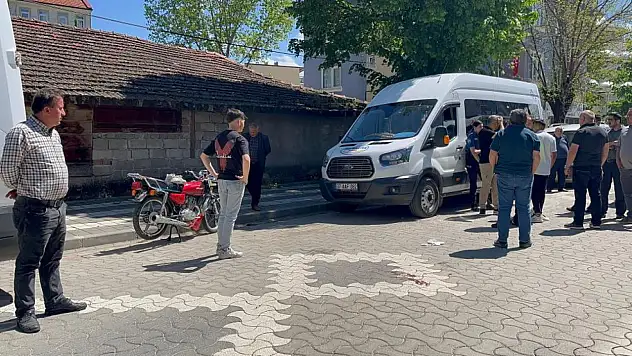 Motosikletten Düştü, Yaralandı!