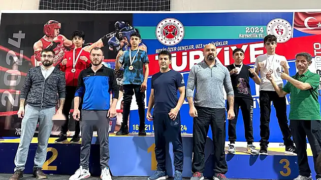 Muay Thai'de 3 Madalya Kazandık