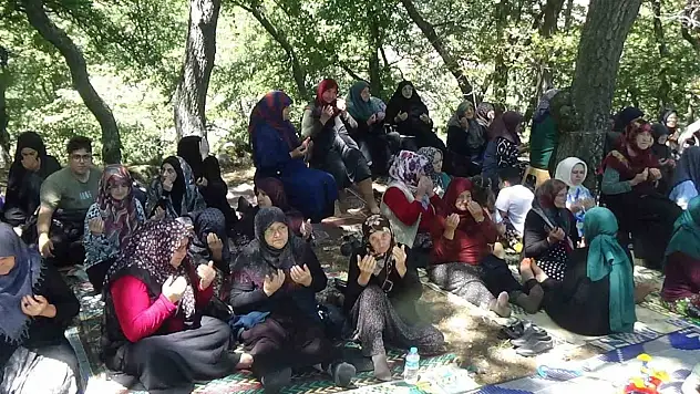 Mudurnu'da Hacet Bayramı Coşkusu