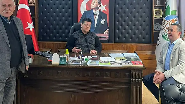 Mudurnu'da Özel Çocuklar Protokol Koltuklarını Devraldı