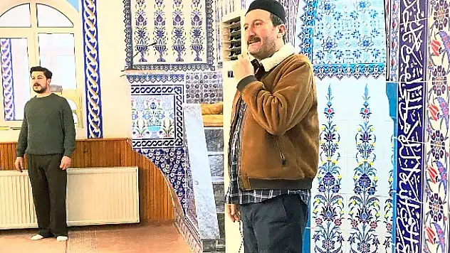 Müezzin 'Kâbe'de Hacılar' İlahisini Okudu, Öğrenciler Eşlik Etti