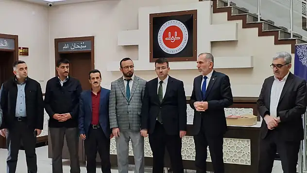 Müftü Derin, Personelin Bayramını Tebrik Etti