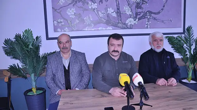 Muhtar Çölez'den Eleştiri
