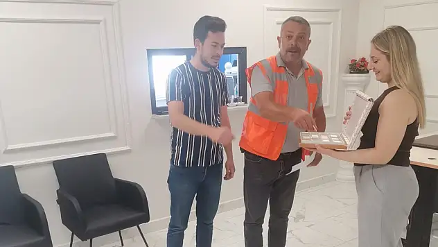 Mükelleflere Çikolatalı Karşılama