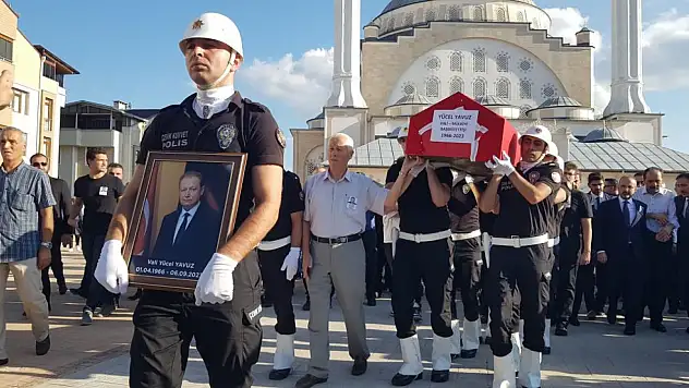 Mülkiye Müfettişi Yavuz toprağa verildi