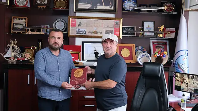 Murad Orhun'dan Başkan Uzuner'e Ziyaret