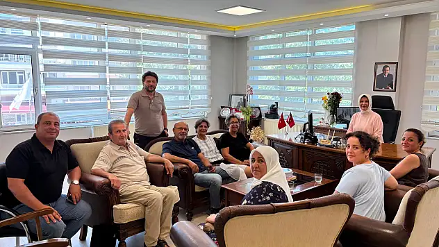 Mustafa Tuna Apartmanı Sakinlerinden Başkan Oyar'a Ziyaret