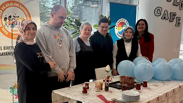 Mutlu Cafe'de Farkındalık Mesajı Verildi